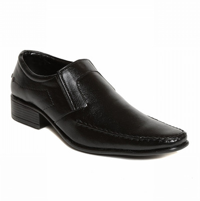 

Zapatoz Slip On For Men(Black