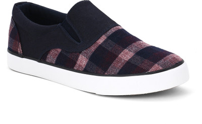 

Froskie Canvas Shoes For Men(Multicolor), Red
