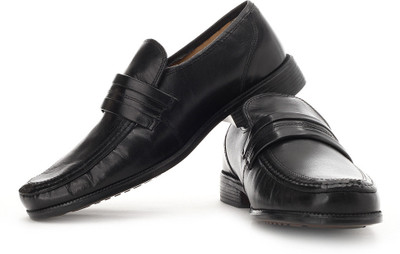

Clarks Aston Mind Genuine Leather Slip On Shoes For Men(Black, Black leathe
