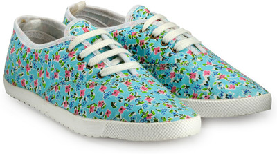 

Nell Casuals For Women(Green