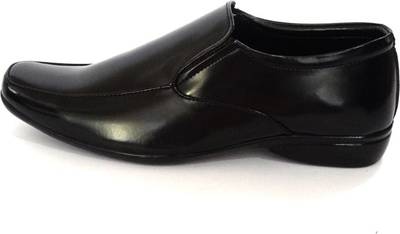 Besto Slip On Shoes