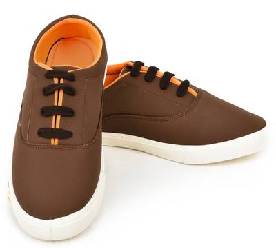 Navchetan Sneakers