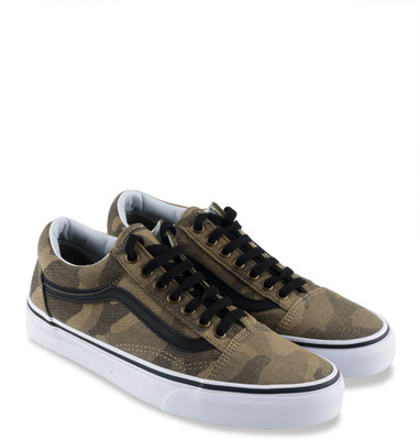 

Vans Old Skool Sneaker For Men(Olive, (camo jacquard) raven/true white