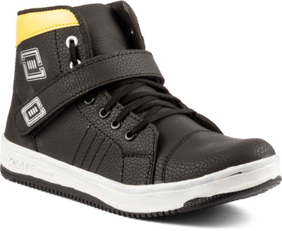 

Golden Sparrow Casuals For Men(Black