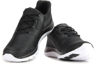 

REEBOK ZPUMP FUSION PU Running Shoes For Men(Black, White