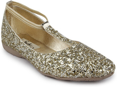 

Sindhi Footwear Bellies For Women(Gold