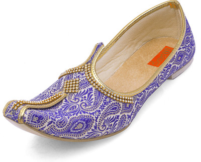 Footrendz Ethnic Brocade Wedding Jutis For Men(Blue