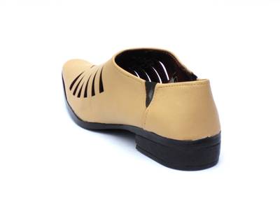 BlackField Slip On
