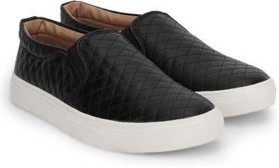 

Chemistry Quilted Slip On For Women(Black