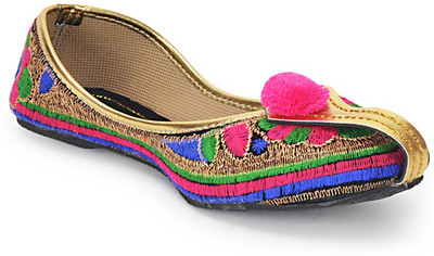 

Paduki Ethnic Footwear Mojaris For Women(Multicolor