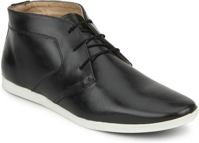 

Knotty Derby Black Knicker Side Panel Chukka Boots For Men(Black