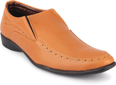 

Quarks Slip On For Men(Multicolor, Tan