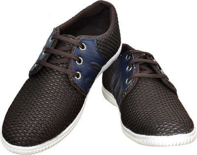 

Lee Grip Casuals For Men(Brown)