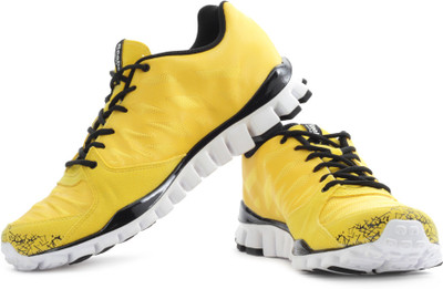 

REEBOK Realflex Transition 2 Lp Running Shoes For Men(Black, Yellow, White, Blz yllw;wht;blk;ft yllw
