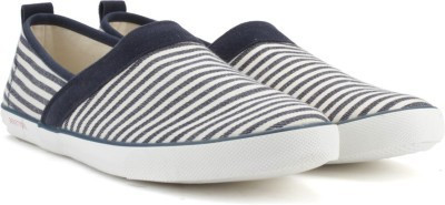 

United Colors of Benetton Loafers For Men(Blue, 901