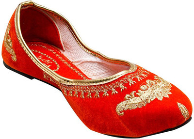 

Port Ladies Orange Punjabi Jutti Jutis For Women(Orange