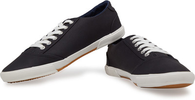 

Breakbounce Curtz Canvas Shoes For Men(Navy)