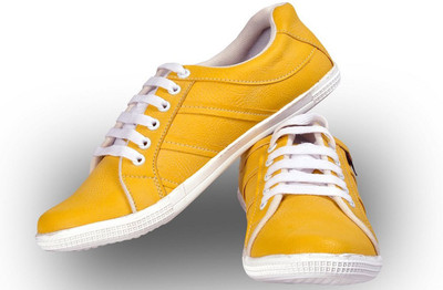 

Rosso Italiano Casual Shoes For Men(Yellow