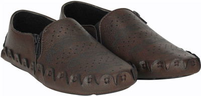 

Kraasa Leader Casuals For Men(Burgundy, Coffee