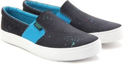 

United Colors of Benetton Men Loafers For Men(Black, Blue, 902