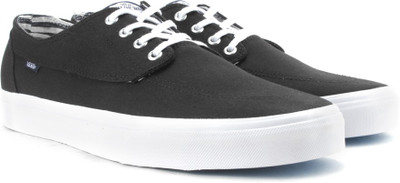 

Vans BRIGATA Men Sneakers For Men(Black), (deck club) black