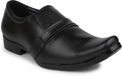 

Jynx Slip On For Men(Black