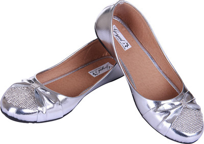 

Goyal Front Patch Silver Bellies For Women(Silver