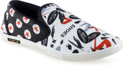 

Go Run Maxis Loafers For Men(Multicolor), Black