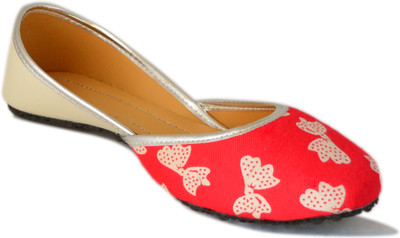 

Myra Handmade Mojaris For Women(Beige), Peach