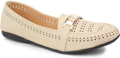 

Sindhi Footwear Venetian Loafers For Women(Beige)