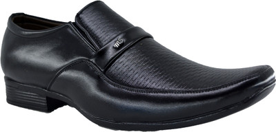 

LeCobbs Slip On Shoes For Men(Black