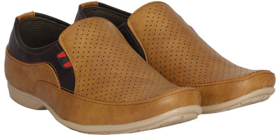 Knight Ace 58 Loafers For Men(Tan)