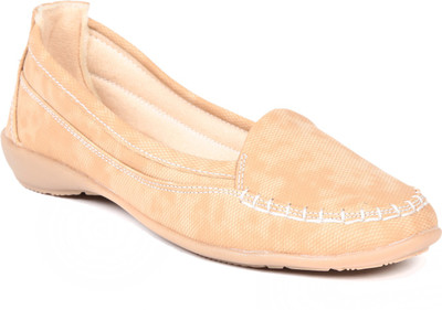 

TEN Casual Shoes For Women(Beige)