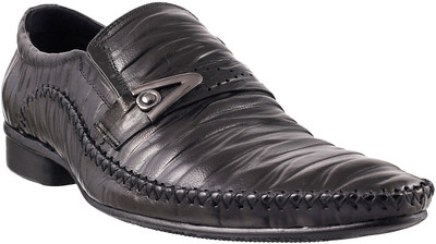 

Metro Davinchi Slip On For Men(Black, 11;black