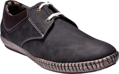 

Fentacia DB9 Casual Shoes For Men(Black, Brown)