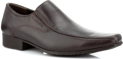 

Red Tape RTS9022 Slip On For Men(Brown