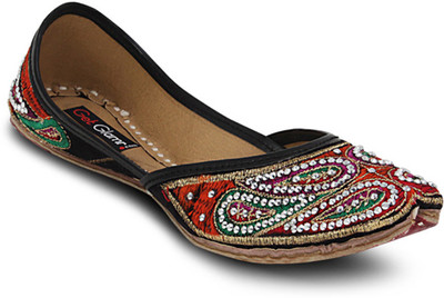 

Get Glamr Designer Mojaris For Women(Multicolor, Black