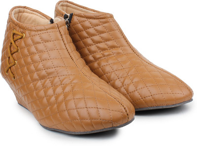 

Moonwalk Boots For Women(Brown