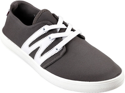 

Metro Genx Canvas Shoes For Men(Grey, 14;grey