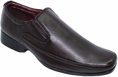 

Alleviater Brown Slip On Shoes For Men(Brown)