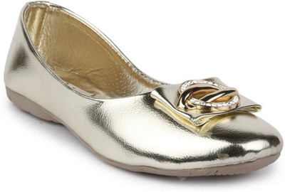 

Sindhi Footwear Bellies For Women(Gold)