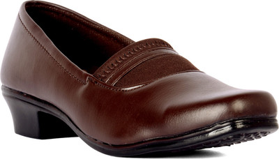 

Sam Stefy Slip On For Women(Brown)