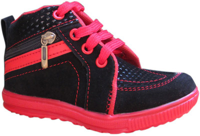 

Cutie & Brat Boys, Black and red