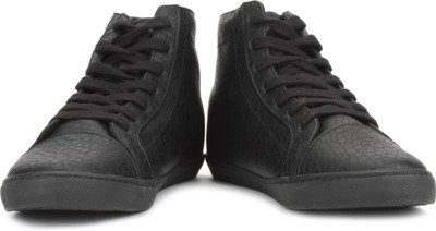 

United Colors of Benetton Men Sneakers For Men(Black, 901