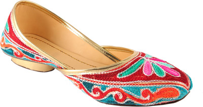 

Traditional Collection Multicolour women bellies Bellies For Women(Multicolor