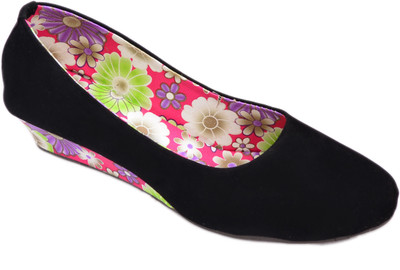 

Myra Party Wear Bellies For Women(Black)