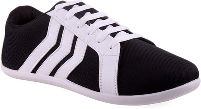 

SCORIA R-4 Casual Shoes For Men(Black)