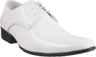 

Metro Awesome For Men(White, 16;white