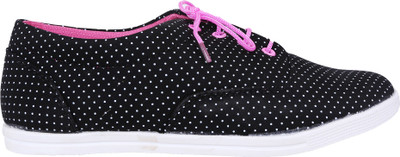 

Footshez Casuals For Women(Black