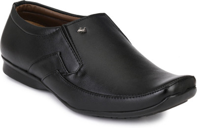 

Ruggero Slip On For Men(Black